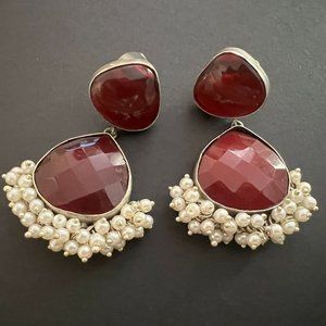 Red dangler earrings with small white pearls in oxidized silver